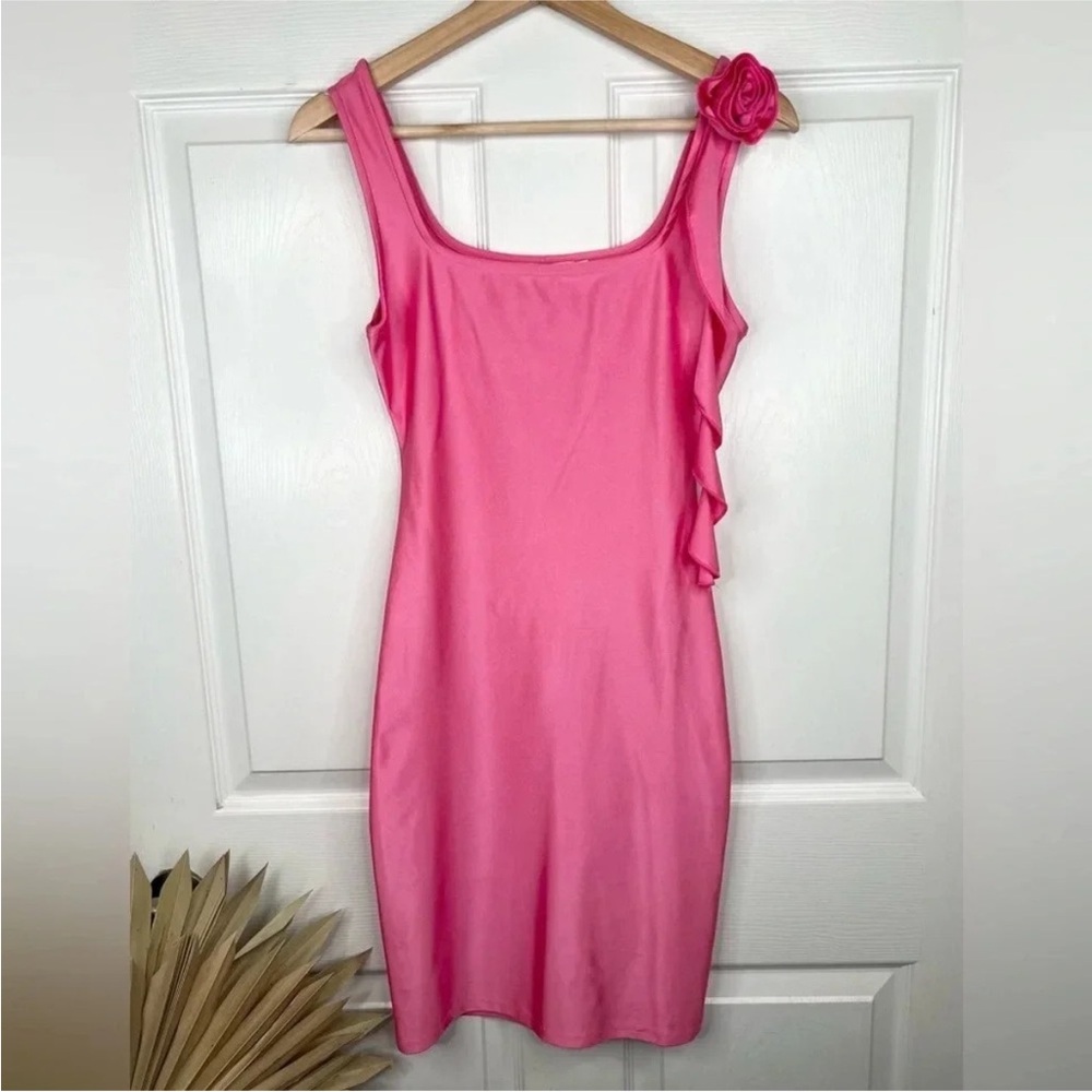 Pink Sleeveless Dress with Floral Detail